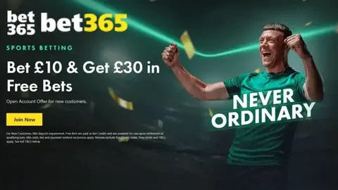 绿茵春晚直播盛宴：群英荟萃欢乐迎蛇年